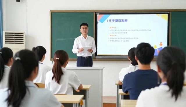 师资培训中的性能优化与适用场景分析